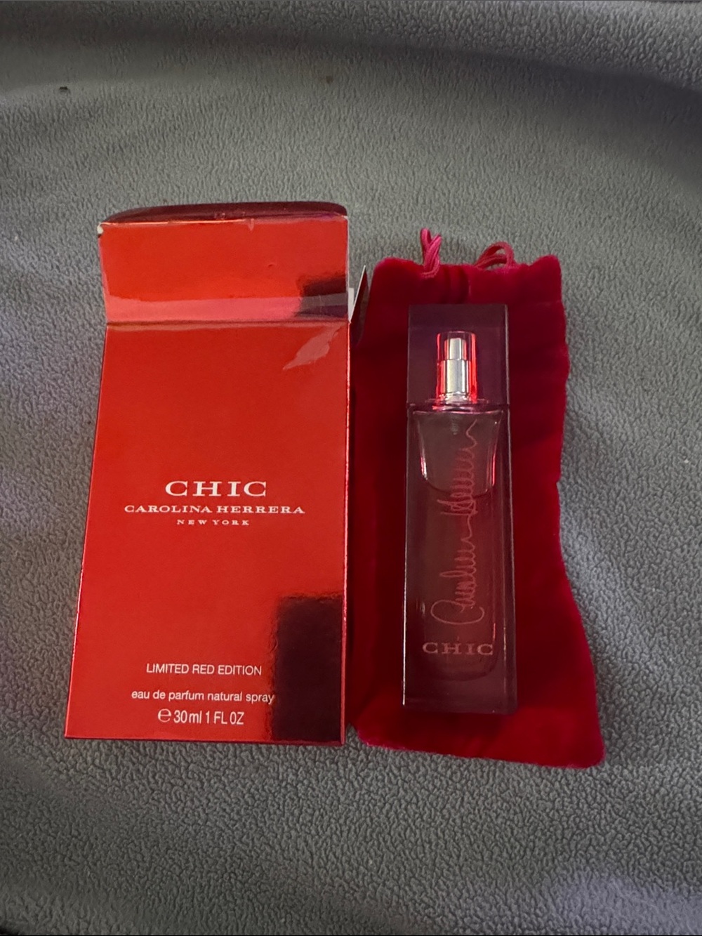 Carolina Herrera Chic